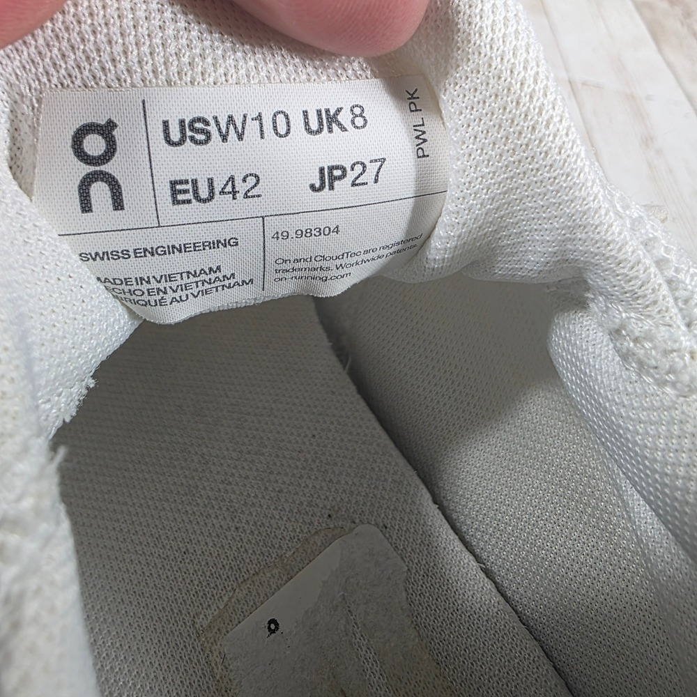 On Cloudaway White Pearl Swiss Engineering Sneakers 49.98304 Womens 10 - Picture 6 of 8